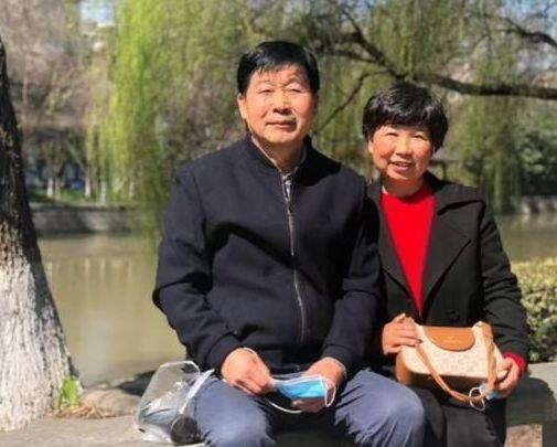 张聪最新邻居爆料,揭秘明星邻居的真实生活 第2张 张聪最新邻居爆料,揭秘明星邻居的真实生活 第2张